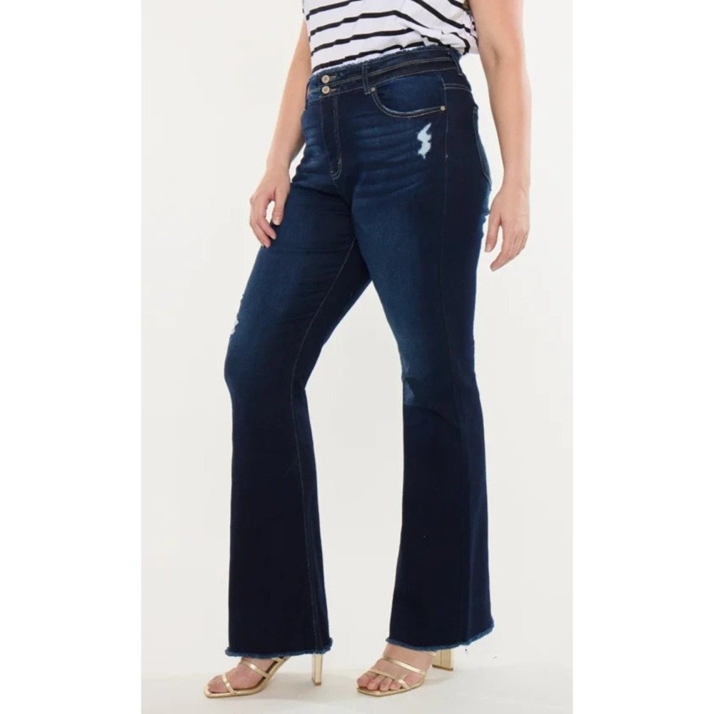 Kancan Gill High Rise Flare Jeans Dark Wash Distressed Raw Hem Size 13 / 30 - Picture 16 of 16